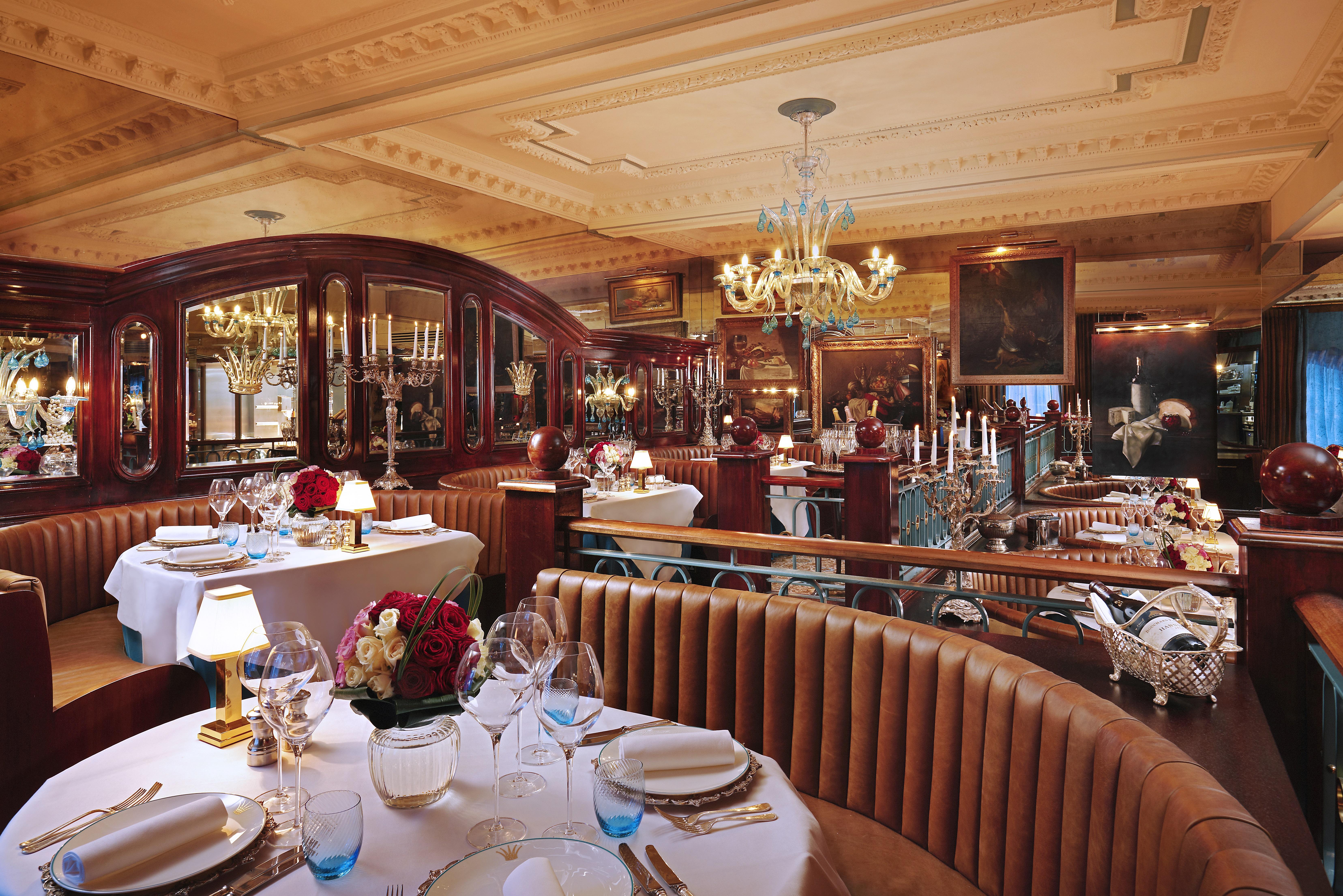 Rubens At The Palace London Bagian luar foto Interior of the restaurant