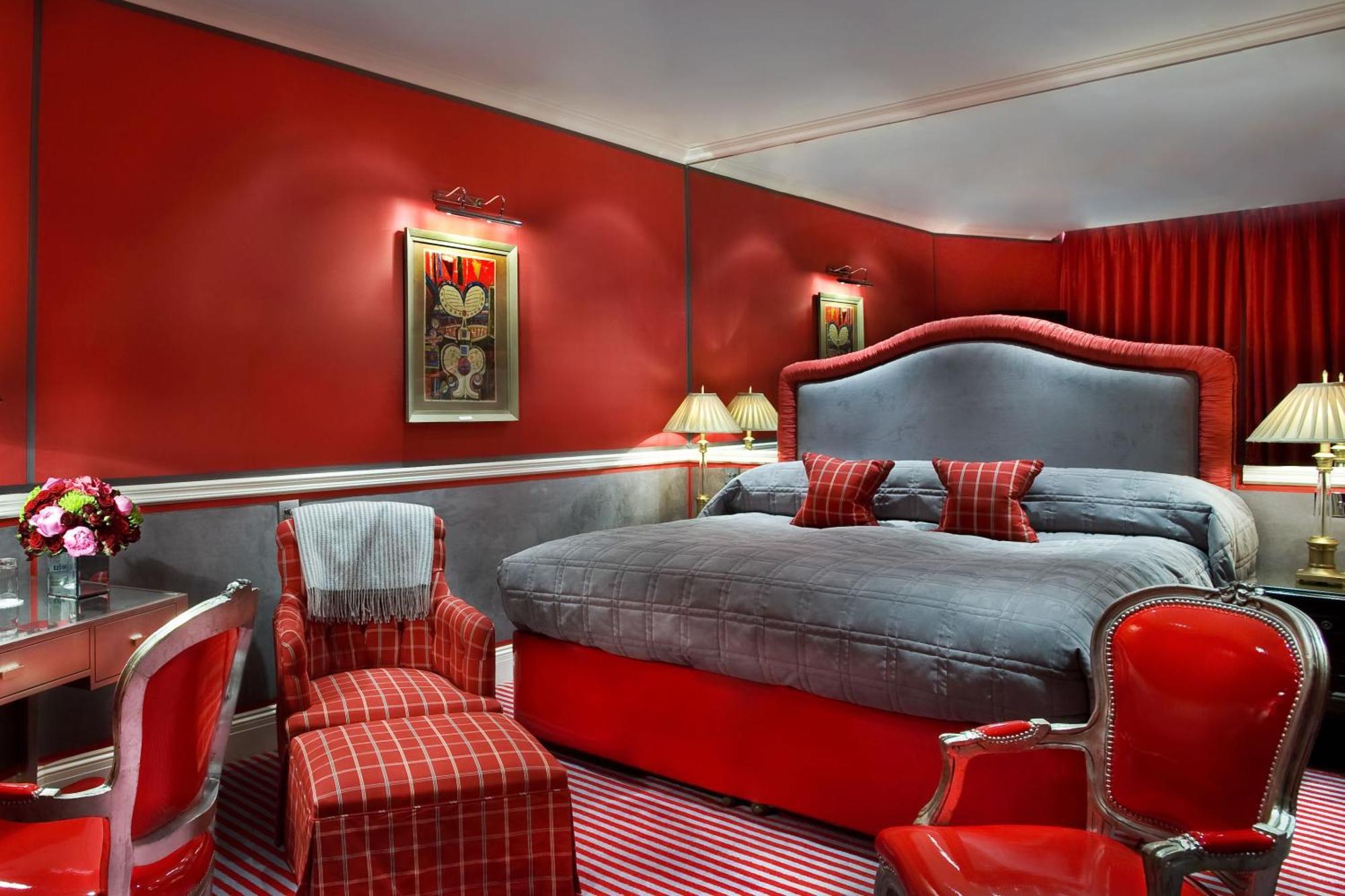 Rubens At The Palace London Bagian luar foto A room at the Hotel du Vin, Cheltenham